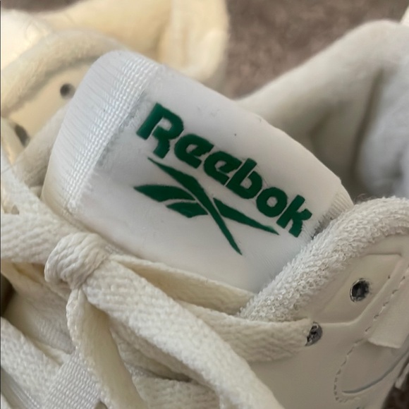 Reebok White and Green Sneakers - Picture 2 of 10